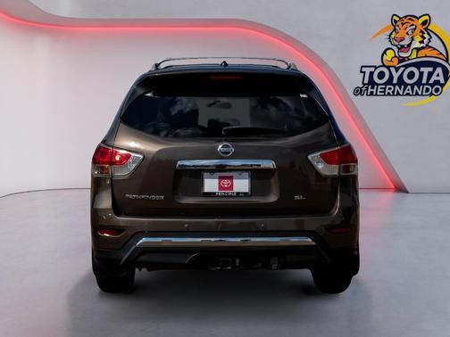 2015 Nissan Pathfinder SL