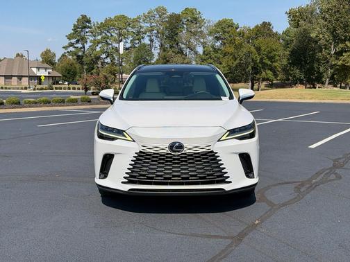 Eminent White Pearl 2023 Lexus RX 350 Luxury