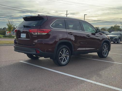 2019 Toyota Highlander Hybrid XLE