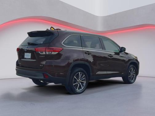 2019 Toyota Highlander Hybrid XLE