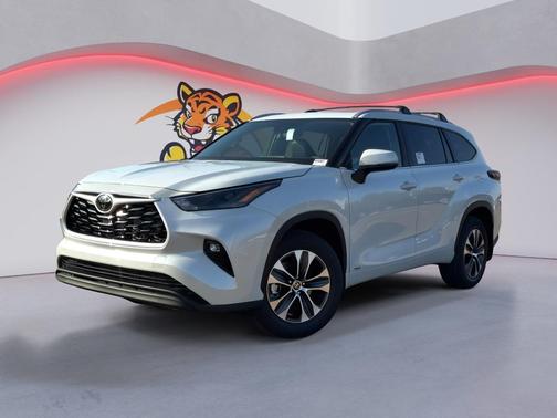 2026 Toyota Highlander Hybrid XLE