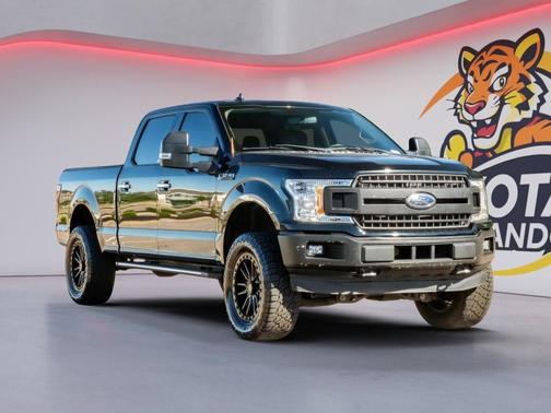 SHADOW BLACK 2018 Ford F-150 XLT