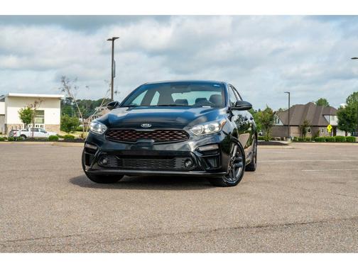Aurora Black 2021 Kia Forte GT-Line