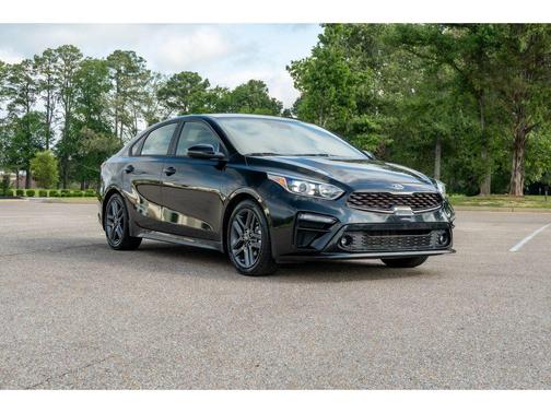 Aurora Black 2021 Kia Forte GT-Line