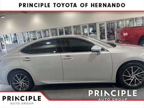 2017 Lexus ES 350 Base