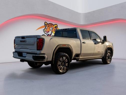 2024 GMC Sierra 2500 Denali