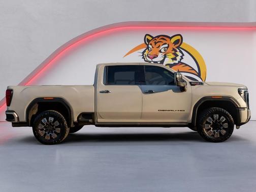 2024 GMC Sierra 2500 Denali