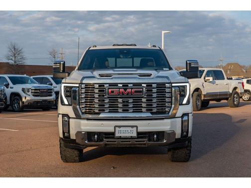 2024 GMC Sierra 2500 Denali
