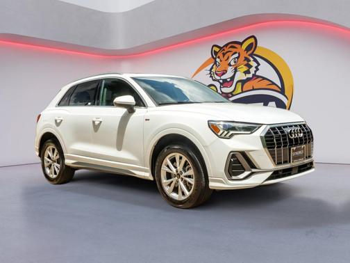 White 2025 Audi Q3 Premium 45 TFSI S line quattro Tiptronic