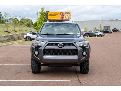 Magnetic Gray Metallic 2018 Toyota 4Runner SR5
