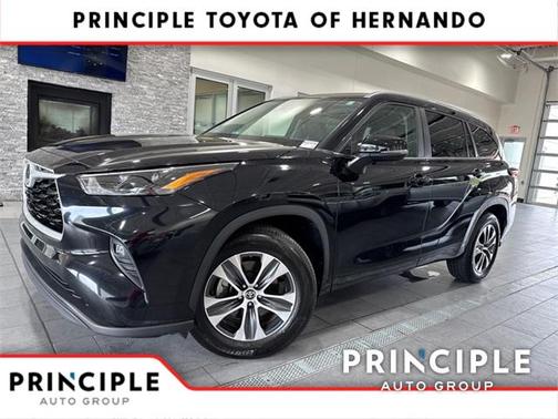 2024 Toyota Highlander XLE