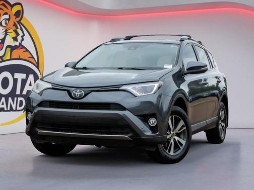 Magnetic Gray Metallic 2017 Toyota RAV4 XLE