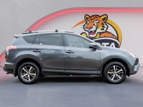 Magnetic Gray Metallic 2017 Toyota RAV4 XLE