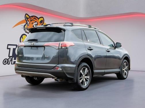 Magnetic Gray Metallic 2017 Toyota RAV4 XLE