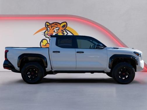 2026 Toyota Tacoma Hybrid TRD Pro