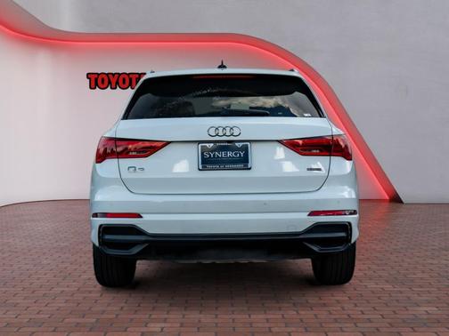 Chronos Gray Metallic 2025 Audi Q3 Premium 45 TFSI S line quattro Tiptronic
