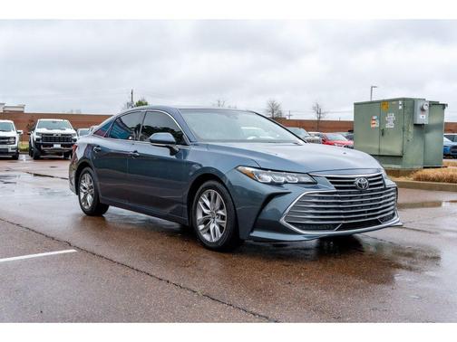 2021 Toyota Avalon XLE