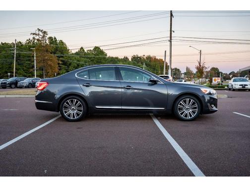 2015 Kia Cadenza Premium
