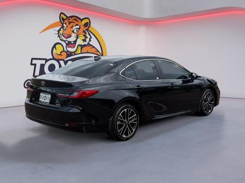 Midnight Black Metallic 2026 Toyota Camry XLE