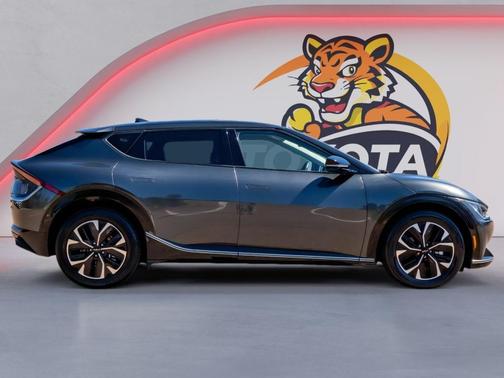 2024 Kia EV6 Wind