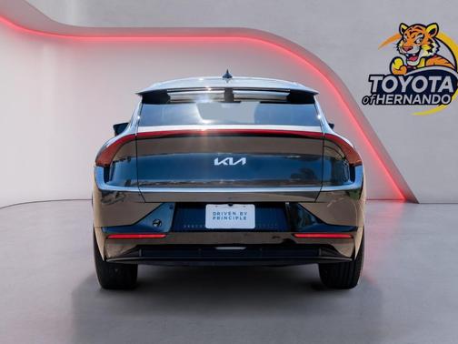 2024 Kia EV6 Wind