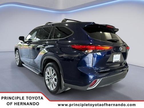 2021 Toyota Highlander Limited