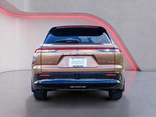 2025 Toyota Crown Signia XLE
