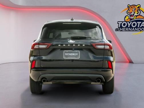 AGATE BLACK METALLIC 2024 Ford Escape ST-Line