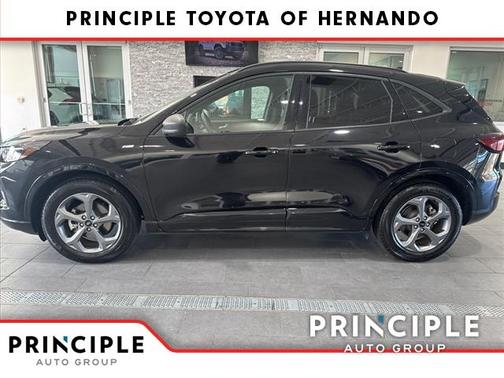 AGATE BLACK METALLIC 2024 Ford Escape ST-Line