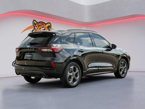 AGATE BLACK METALLIC 2024 Ford Escape ST-Line