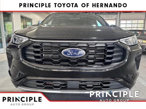 AGATE BLACK METALLIC 2024 Ford Escape ST-Line
