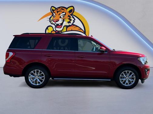 Rapid Red Metallic Tinted Clearcoat 2020 Ford Expedition XLT