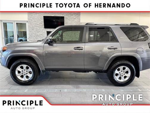 2023 Toyota 4Runner SR5