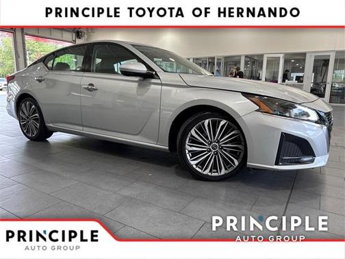 2023 Nissan Altima 2.5 SL