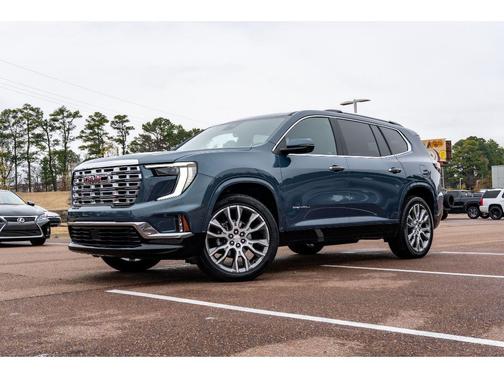 2024 GMC Acadia Denali