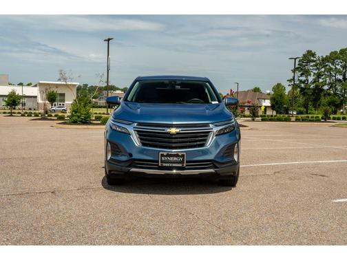 Lakeshore Blue Metallic 2024 Chevrolet Equinox 1LT