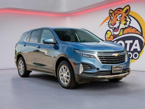 Lakeshore Blue Metallic 2024 Chevrolet Equinox 1LT