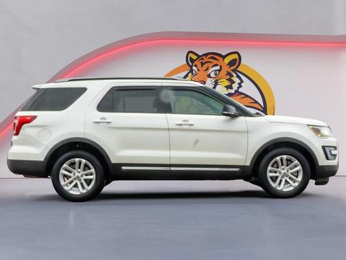 WHITE PLATINUM MET TRI-COAT 2016 Ford Explorer XLT