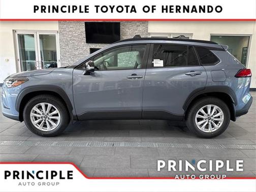 2025 Toyota Corolla Cross LE