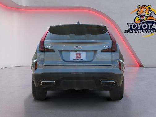 Argent Silver Metallic 2025 Cadillac XT4 Premium Luxury