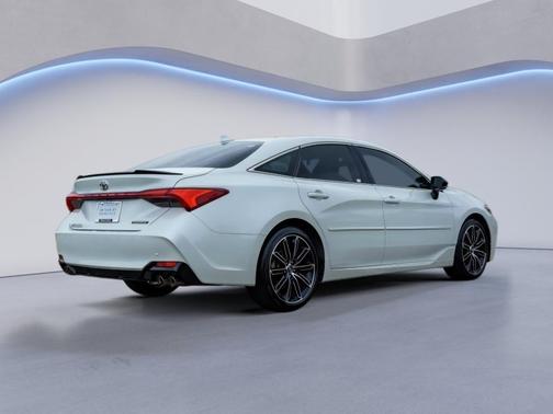 2019 Toyota Avalon Touring