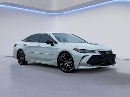 2019 Toyota Avalon Touring