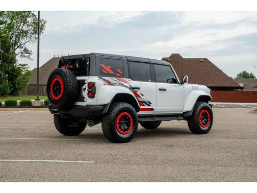 OXFORD WHITE 2024 Ford Bronco Raptor