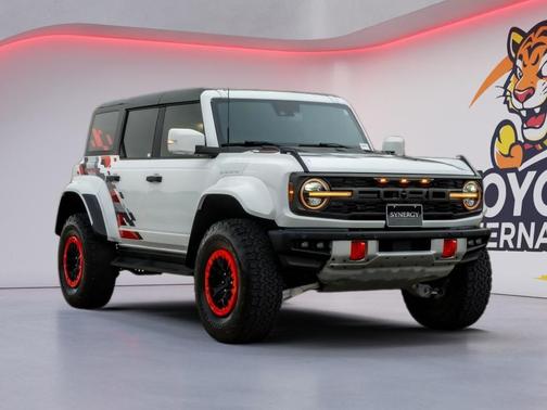 OXFORD WHITE 2024 Ford Bronco Raptor