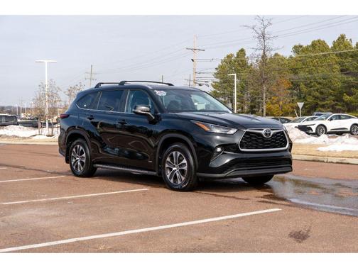 2025 Toyota Highlander Hybrid XLE