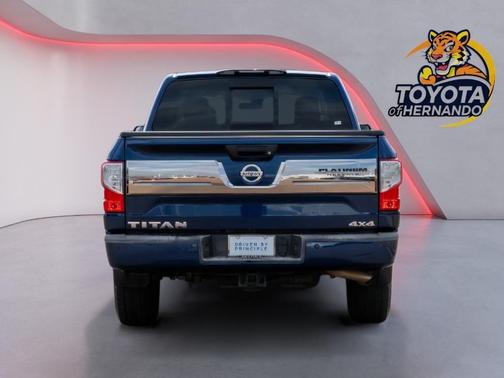 2017 Nissan Titan Platinum Reserve