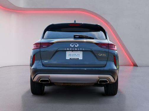 2024 INFINITI QX50 LUXE AWD