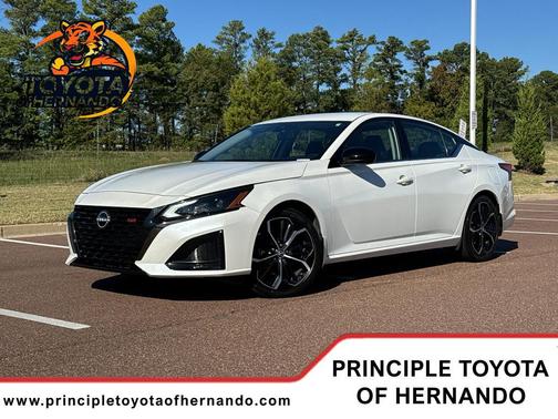 2024 Nissan Altima SR FWD