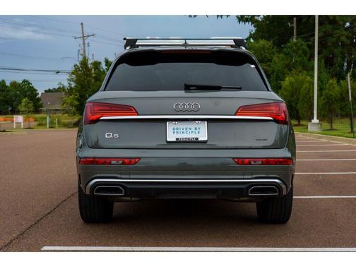 2023 Audi Q5 45 S line Premium Plus