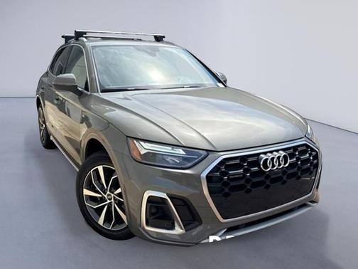 2023 Audi Q5 45 S line Premium Plus